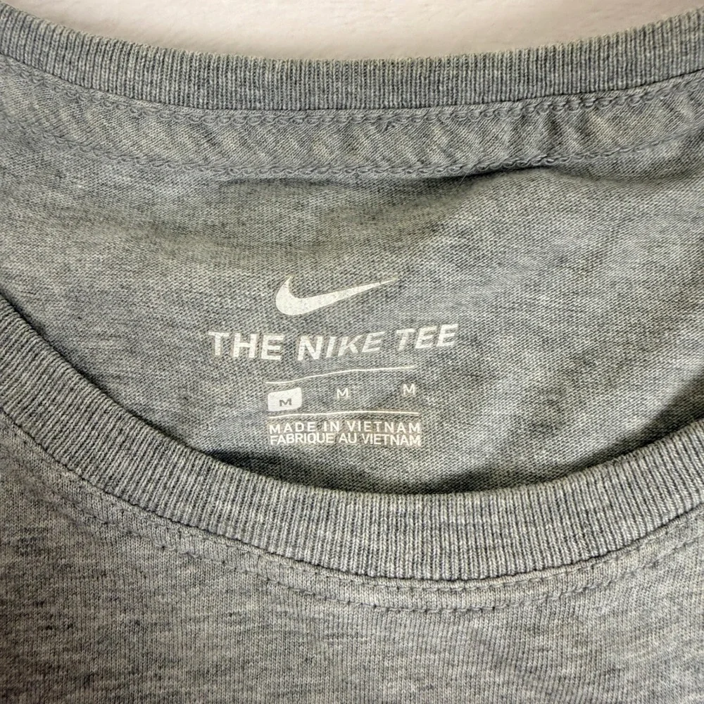 Nike Mens Swoosh Logo Muscle Workout Tank Top Grey Size M